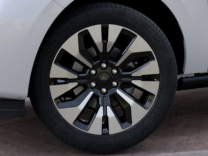 New 2027 Ford Expedition Platinum w/ Driver's Package AWD/4WD image 19
