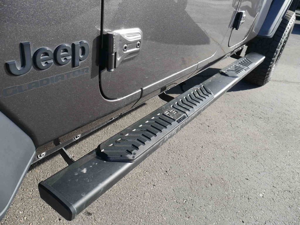 Certified 2020 Jeep Gladiator Sport w/ Quick Order Package 24S image 14