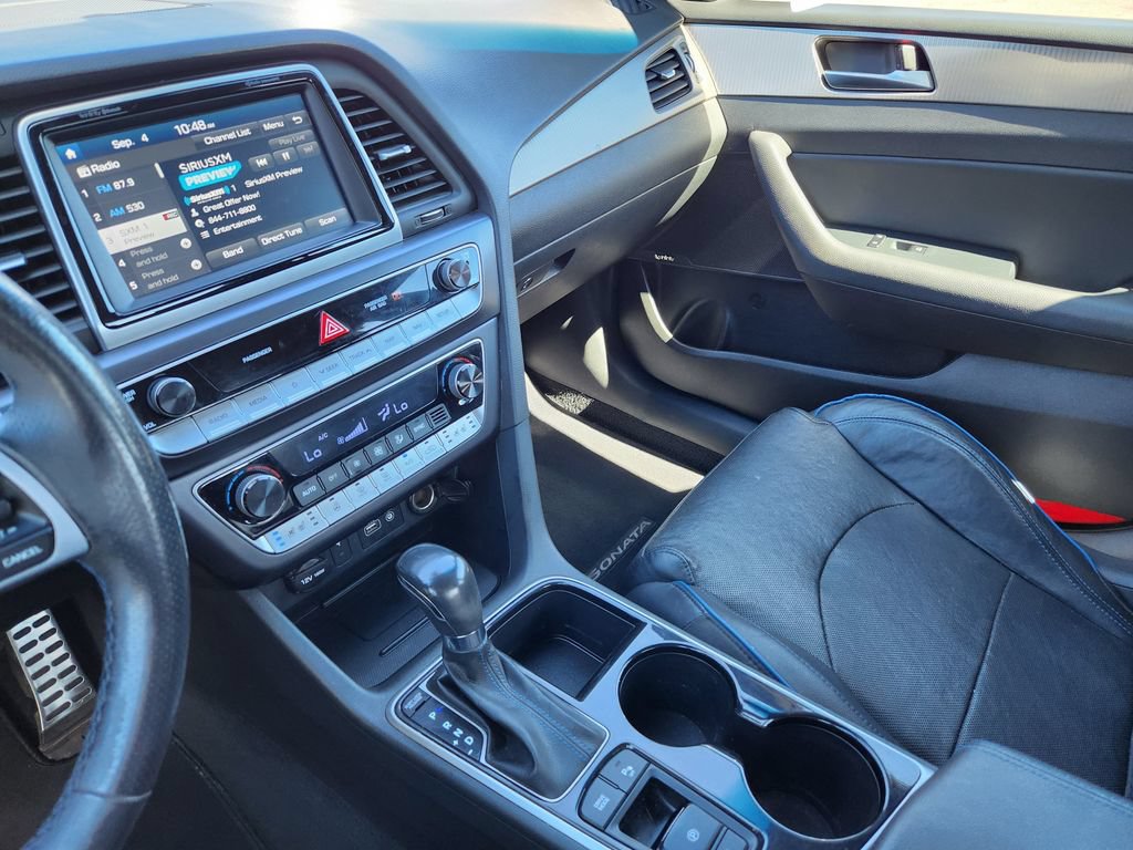 Used 2019 Hyundai Sonata Limited FWD image 16