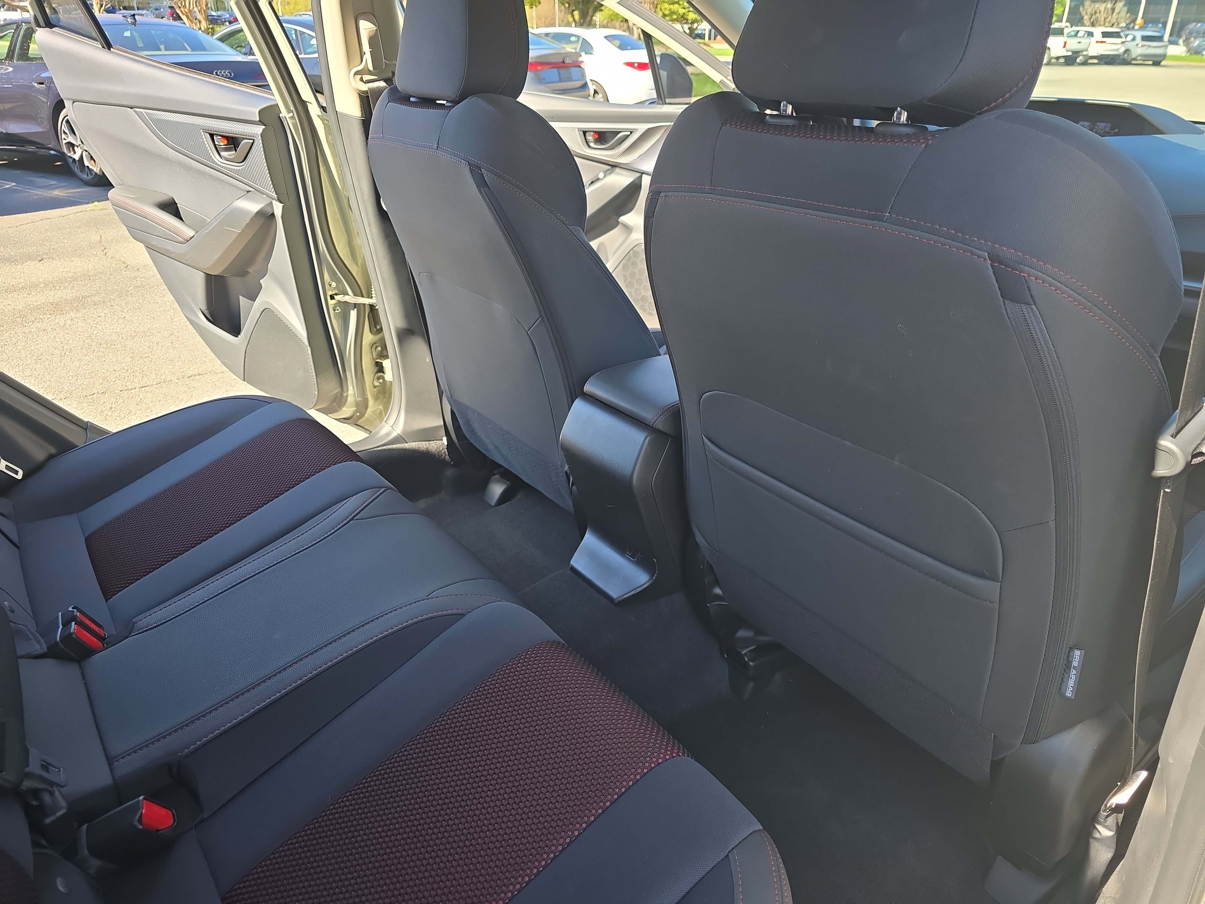 Used 2023 Subaru Crosstrek 2.0i Premium w/ Special Edition image 11