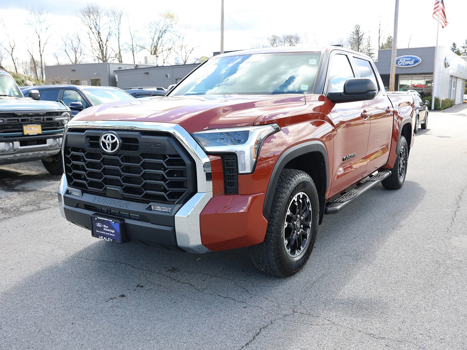 Used 2025 Toyota Tundra SR5 w/ TRD Off-Road Package AWD/4WD image 3