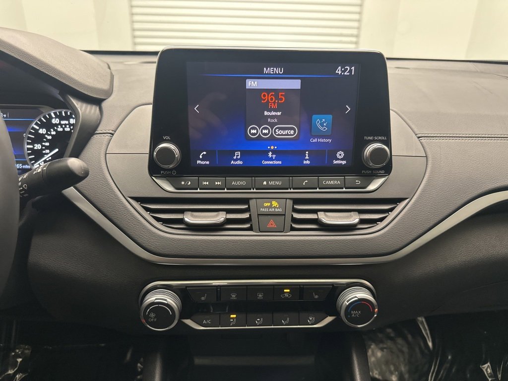 Used 2022 Nissan Altima 2.5 SV w/ SV Premium Package image 20