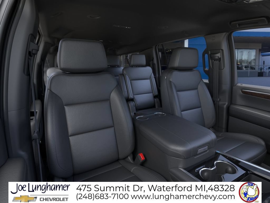New 2026 Chevrolet Suburban LT AWD/4WD image 18