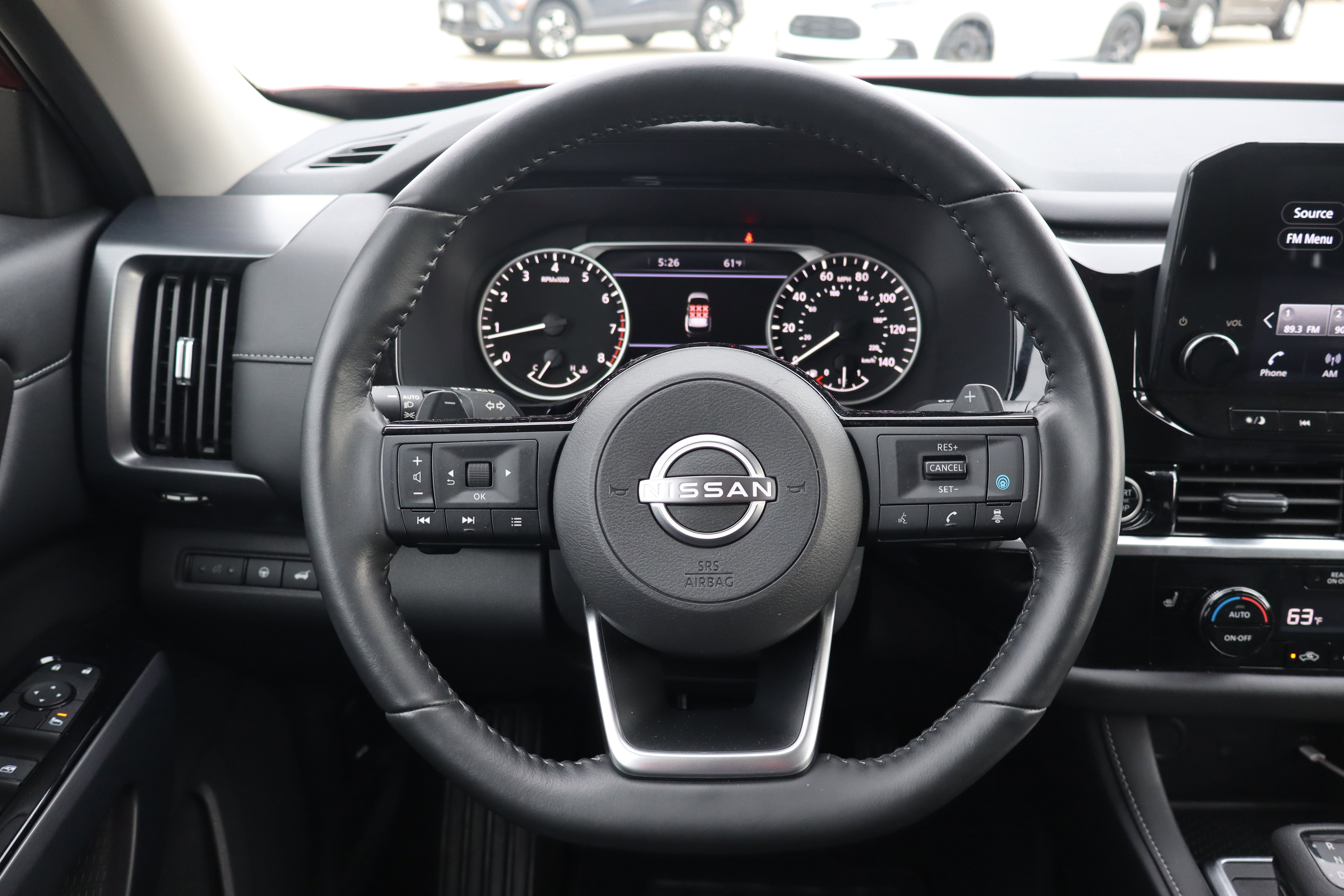 Used 2023 Nissan Pathfinder SL AWD/4WD image 17
