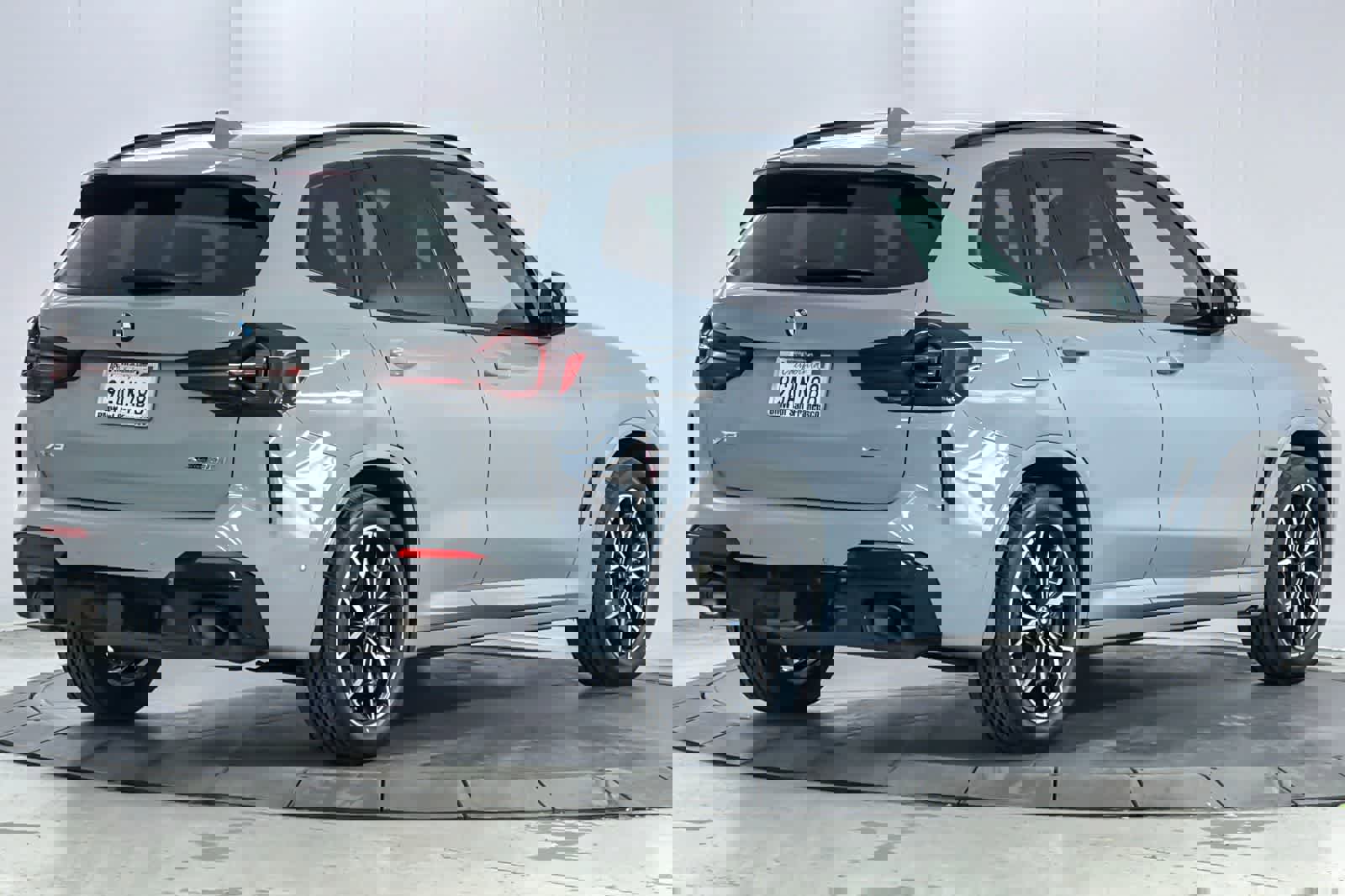 Certified 2023 BMW X3 xDrive30i w/ M Sport Package image 2