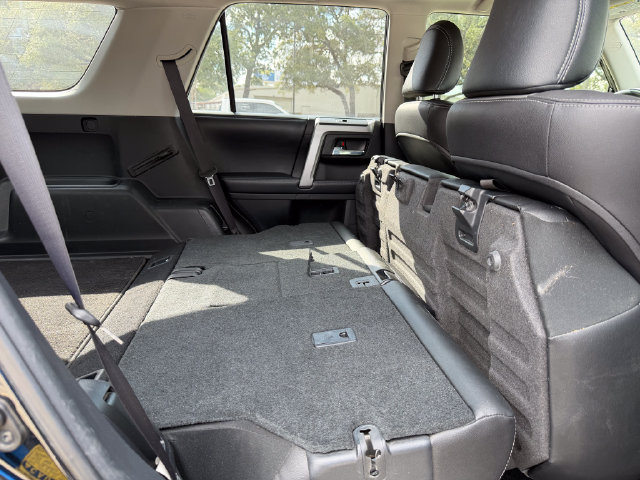 Used 2016 Toyota 4Runner SR5 RWD image 18