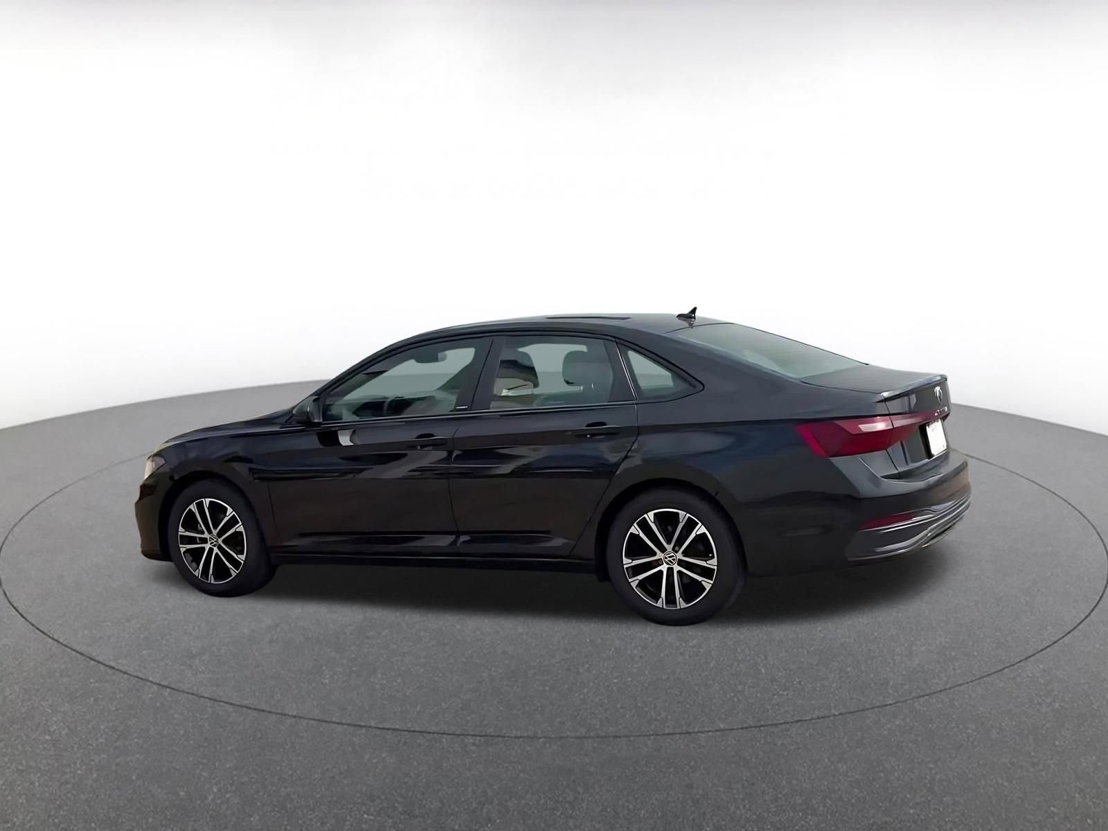Used 2025 Volkswagen Jetta Sport image 9