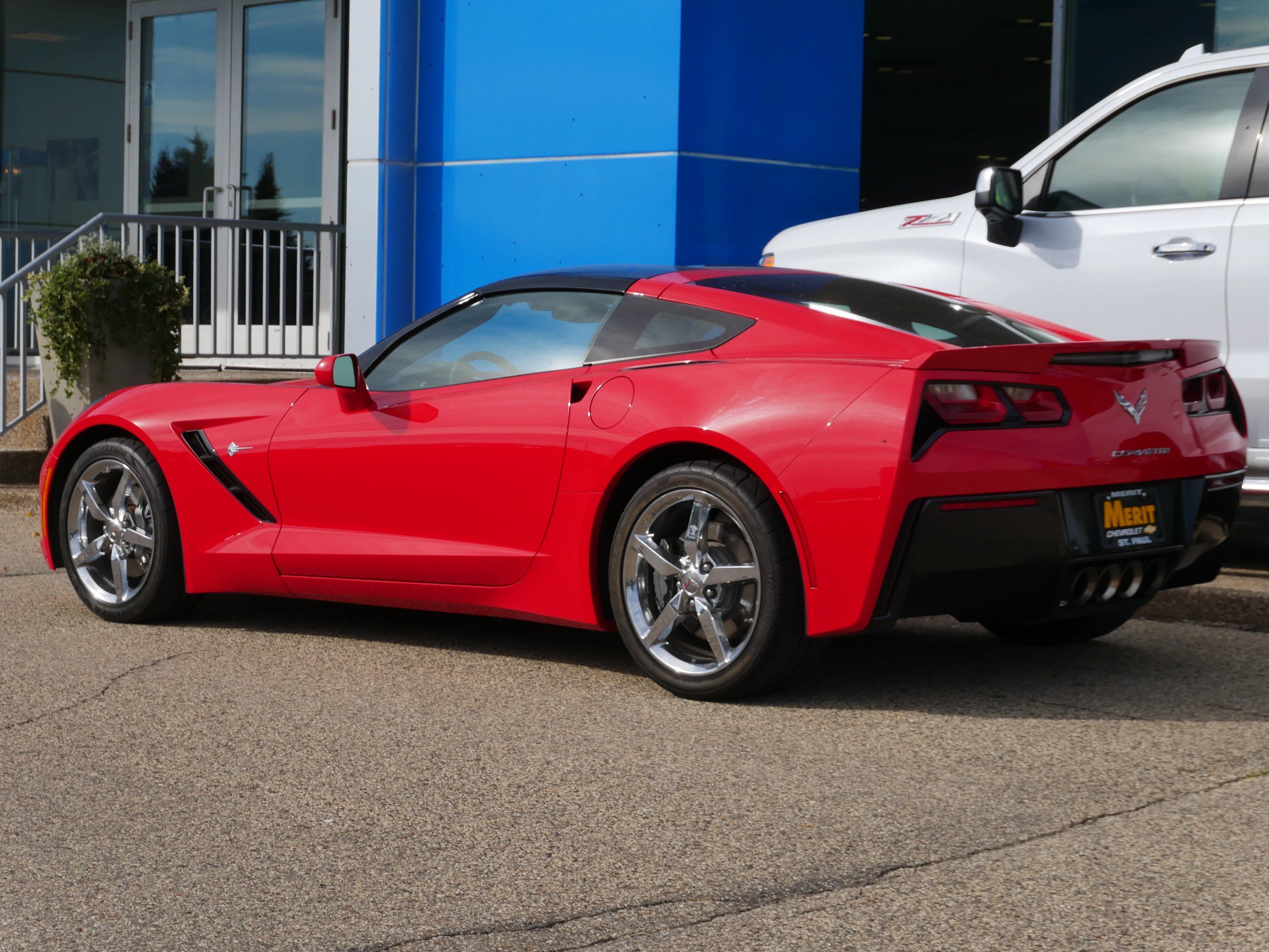 Used 2015 Chevrolet Corvette Stingray Coupe w/ Battery Protection Package RWD image 4