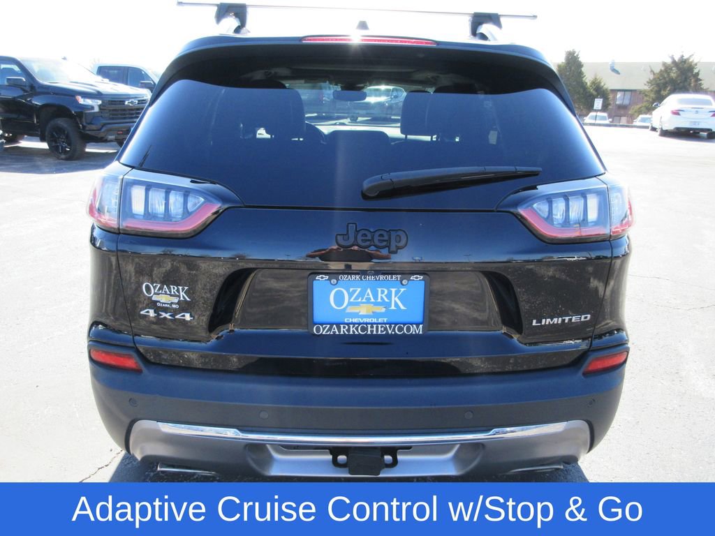 Used 2019 Jeep Cherokee Limited w/ Luxury Group image 4