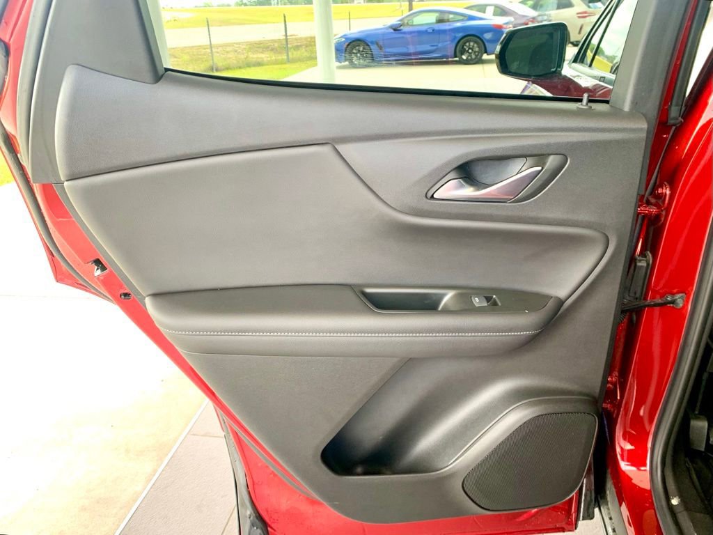 Used 2022 Chevrolet Blazer LT FWD image 13