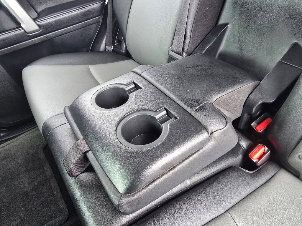 Used 2016 Toyota 4Runner SR5 Premium image 29