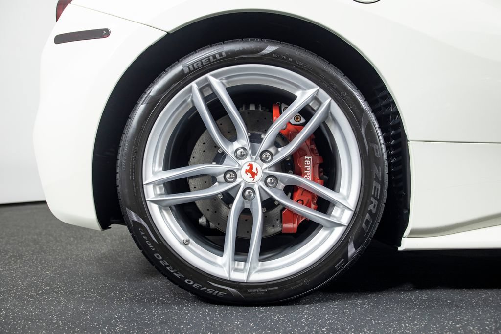 Used 2017 Ferrari 488 Spider RWD image 29