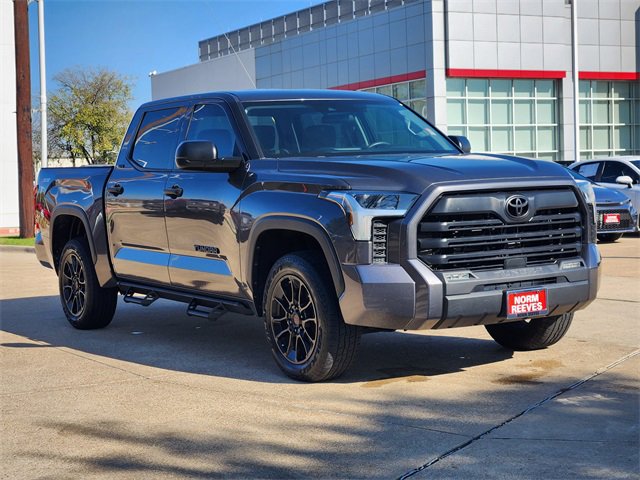 Used 2023 Toyota Tundra SR5 image 2