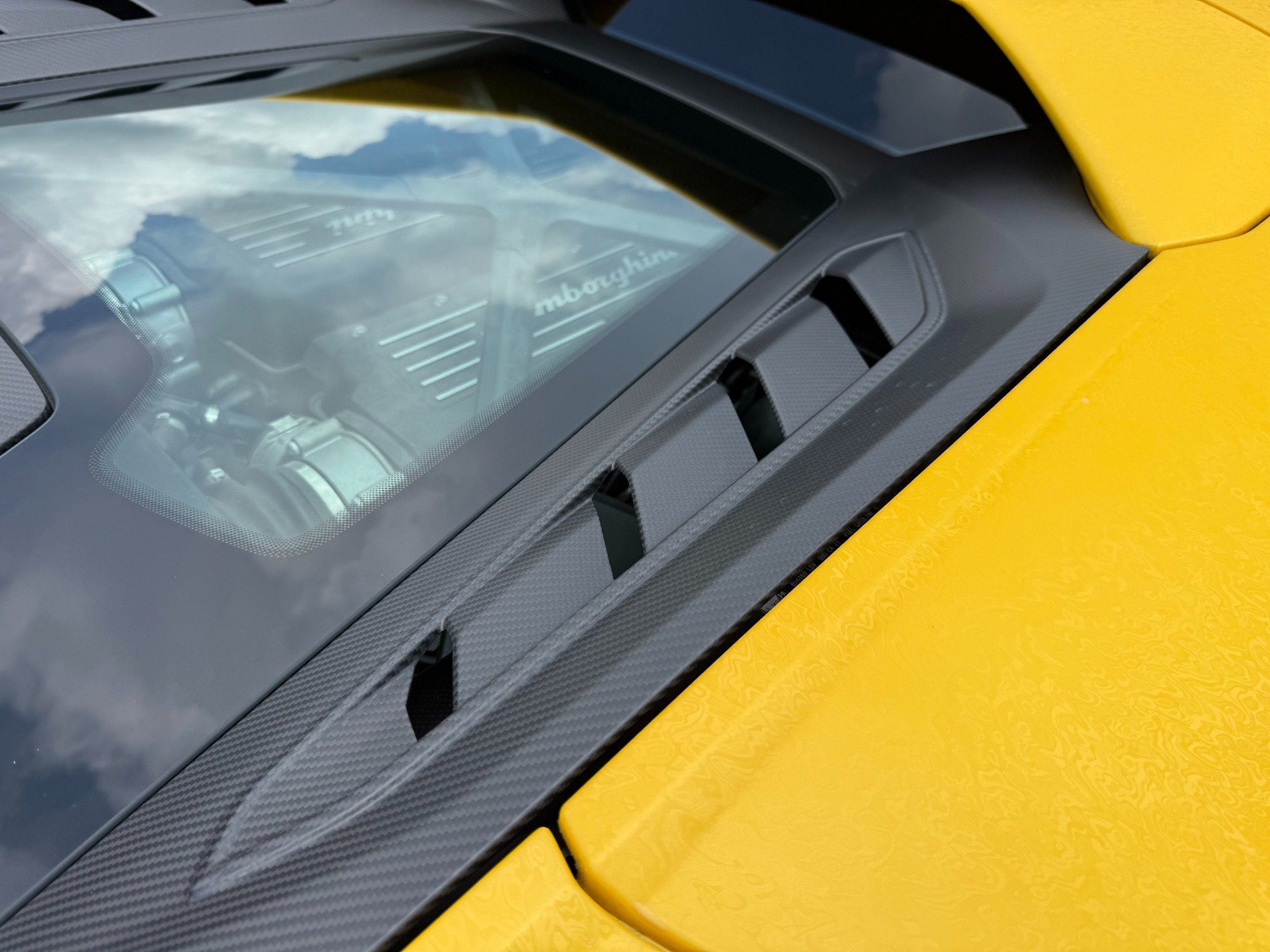 Used 2024 Lamborghini Huracan Tecnica RWD image 45