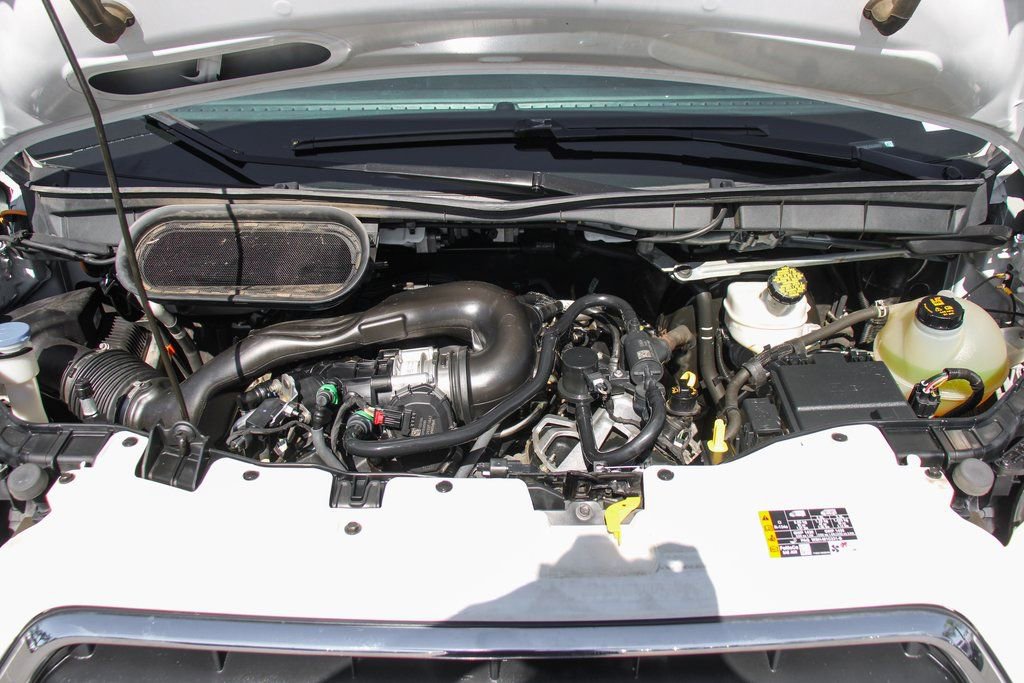 Used 2020 Ford Transit 150 XL image 9