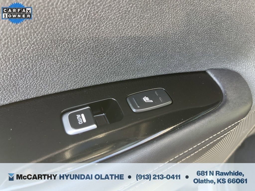 Used 2018 Kia Sorento SX image 28