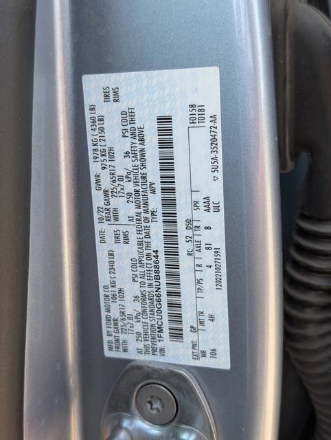 Used 2022 Ford Escape SE FWD image 28