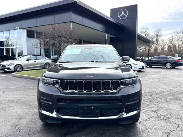 Used 2022 Jeep Grand Cherokee L Limited image 3