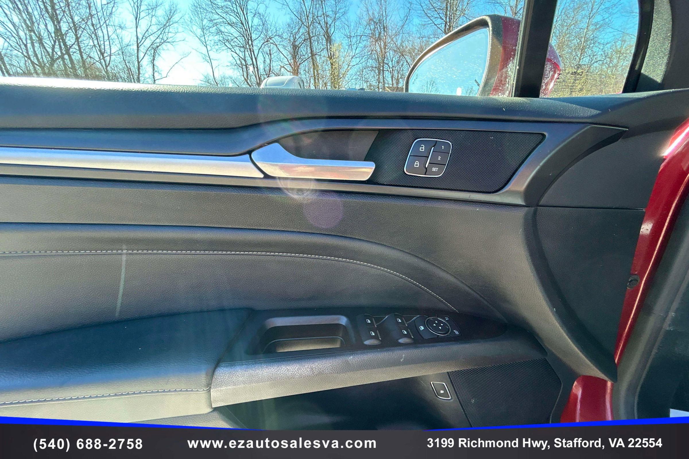 Used 2019 Ford Fusion Titanium FWD image 18