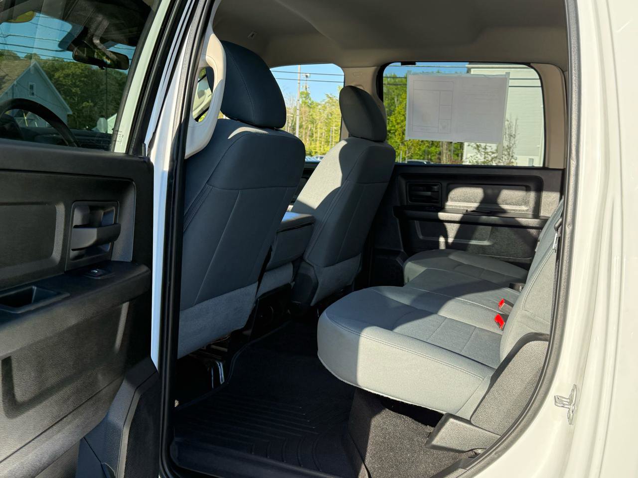 Used 2018 RAM 1500 Express w/ Express Value Package AWD/4WD image 10