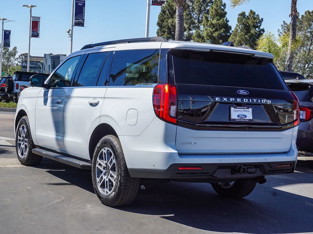 New 2025 Ford Expedition Active image 4