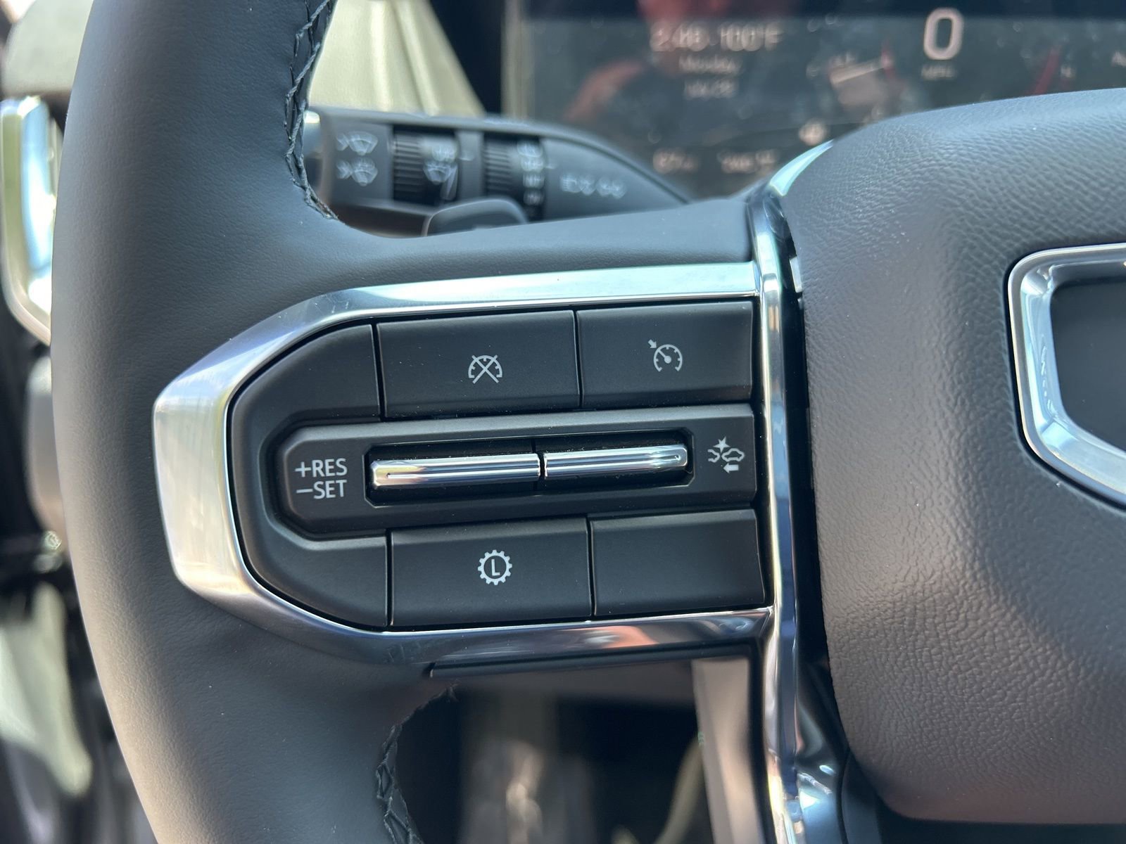 New 2026 GMC Terrain Elevation w/ Elevation Premium Package image 13