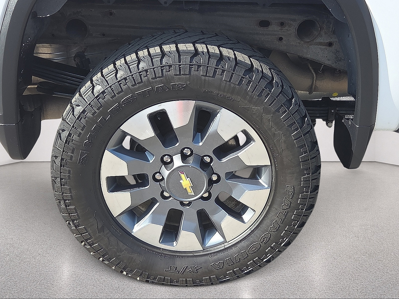 Used 2023 Chevrolet Silverado 2500 Custom w/ Custom Value Package AWD/4WD image 17