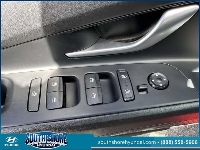 Certified 2023 Hyundai Elantra SEL FWD image 18