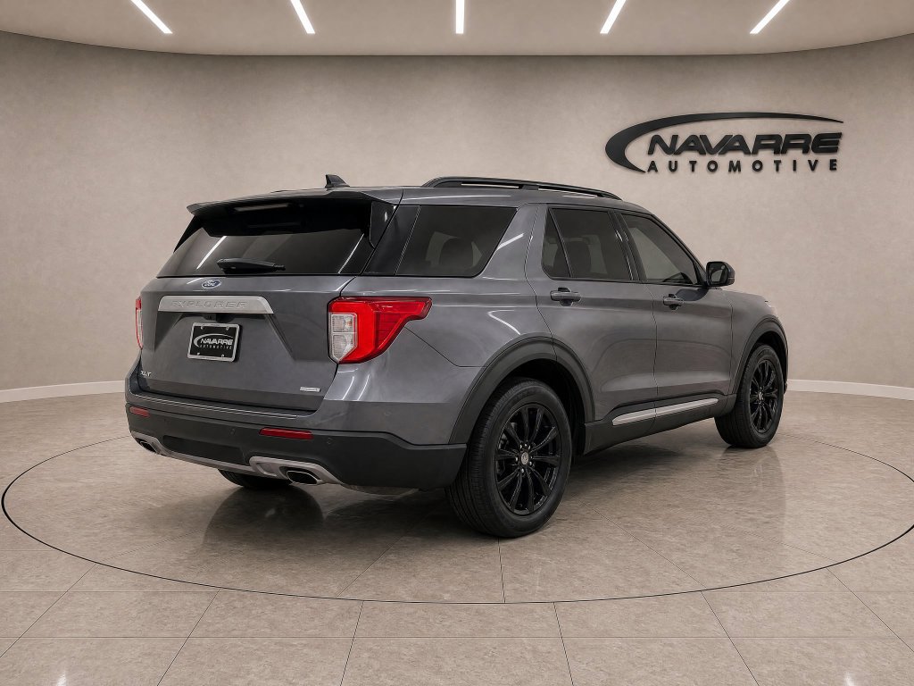 Used 2021 Ford Explorer XLT w/ Equipment Group 202A RWD image 7