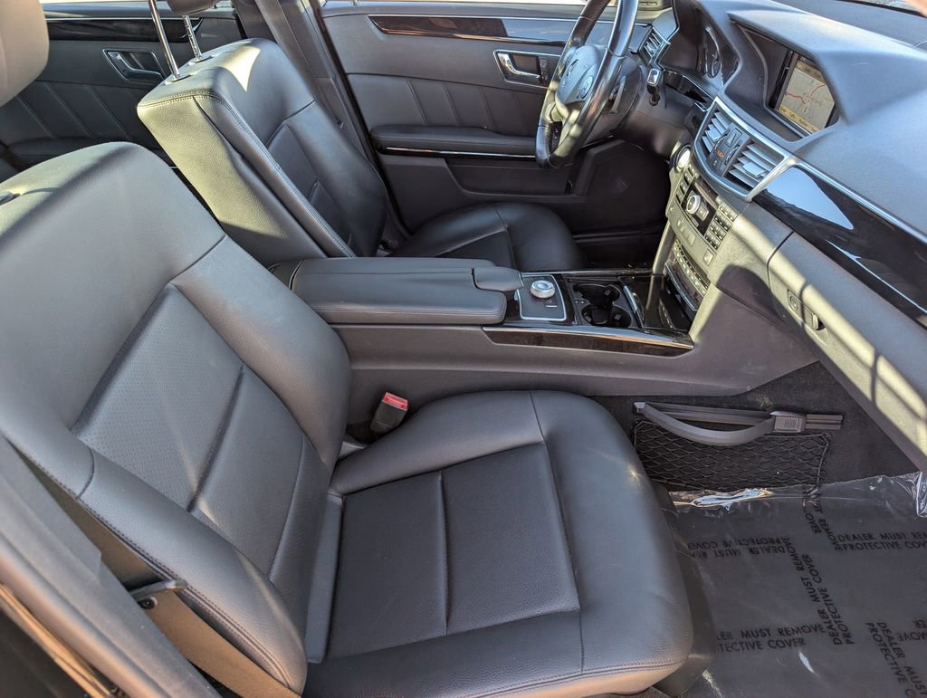 Used 2010 Mercedes-Benz E 350 Sedan image 9