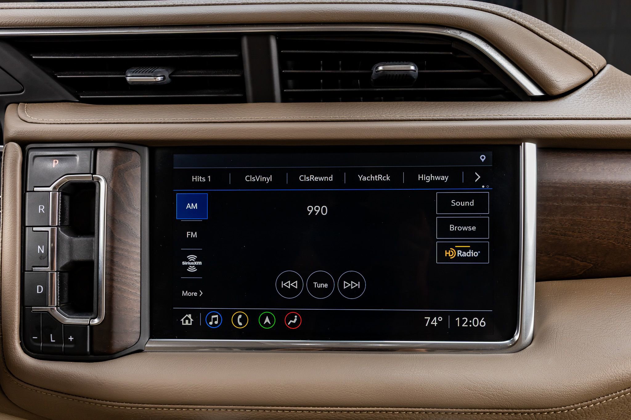 Used 2021 GMC Yukon XL Denali w/ LPO, Illumination Package image 21