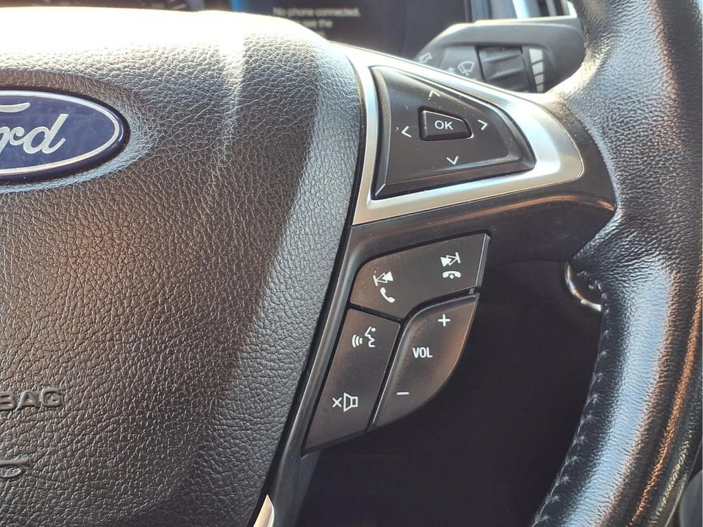 Used 2022 Ford Edge Titanium image 14