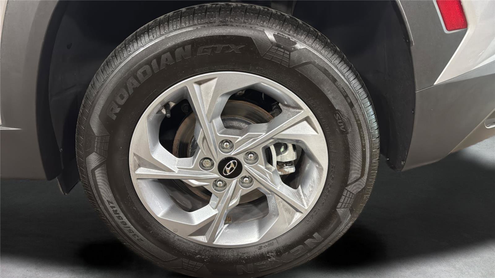 Used 2023 Hyundai Tucson SE AWD/4WD image 24