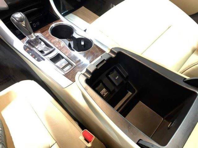 Used 2019 Acura TLX FWD image 44