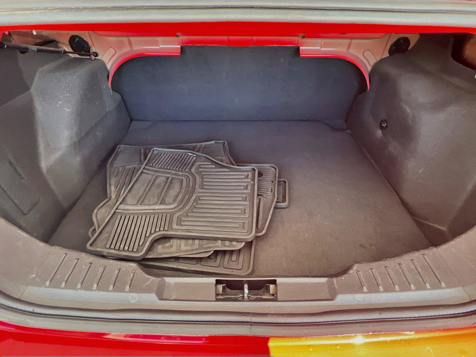 Used 2014 Ford Focus SE w/ SE Winter Package FWD image 22