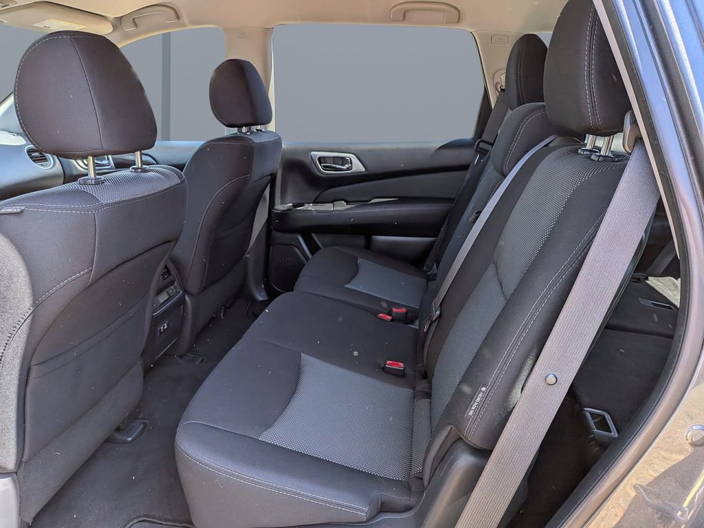 Used 2020 Nissan Pathfinder SV FWD image 15