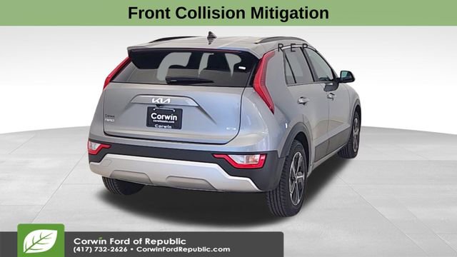 Used 2024 Kia Niro LX image 8