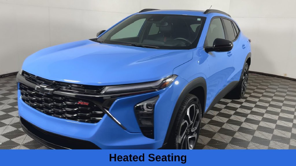 Used 2024 Chevrolet Trax RS w/ Sunroof Package FWD image 6