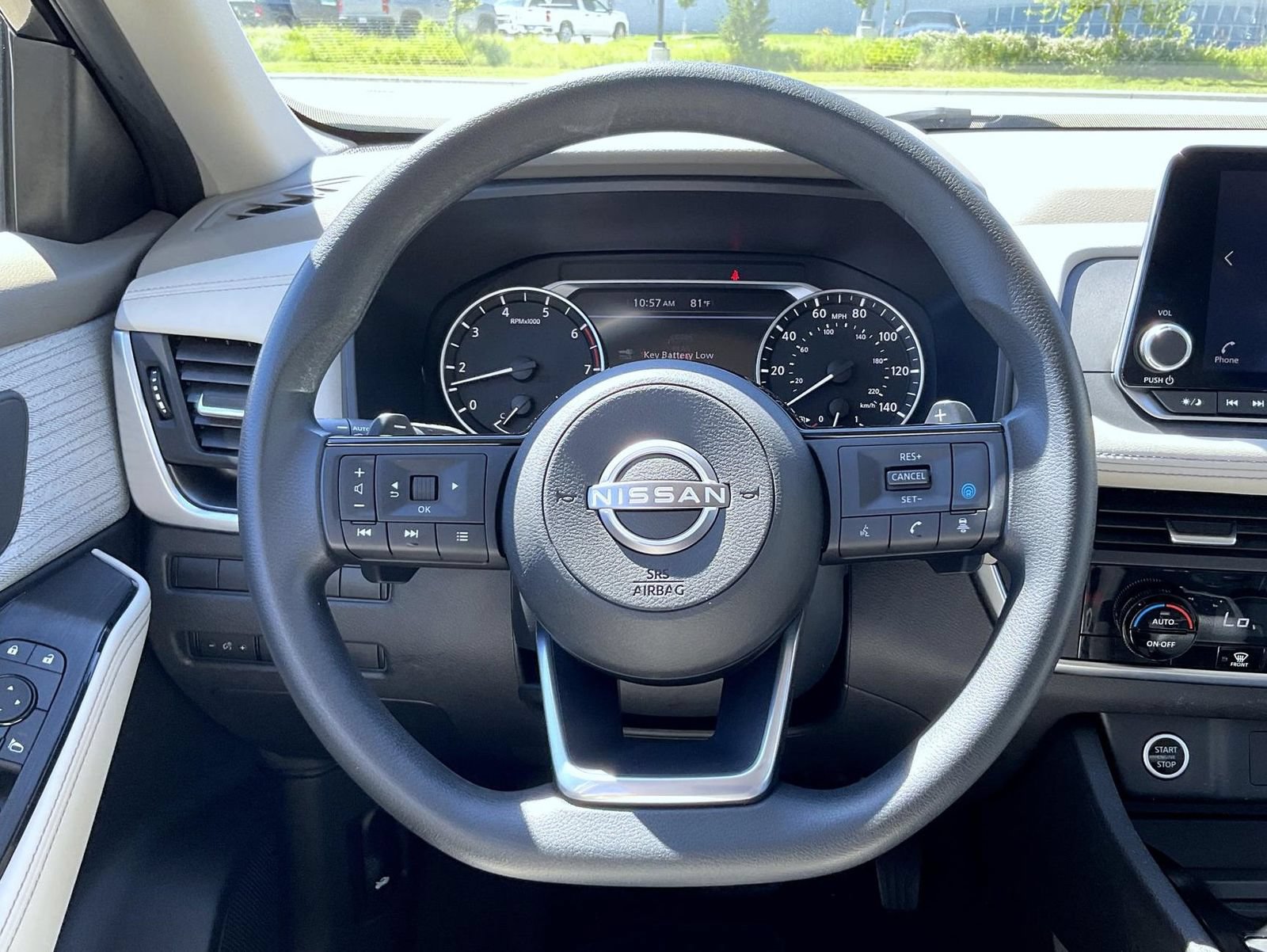 Used 2023 Nissan Rogue SV AWD/4WD image 11