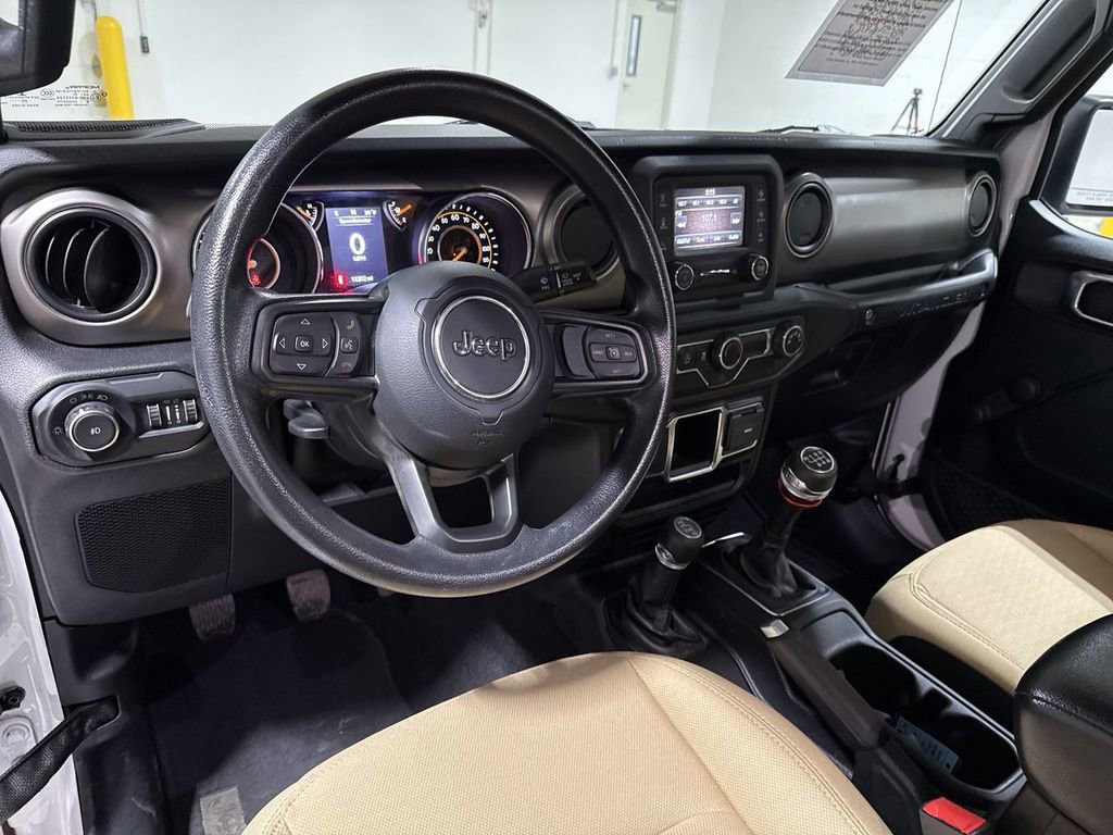 Used 2021 Jeep Wrangler Sport image 5