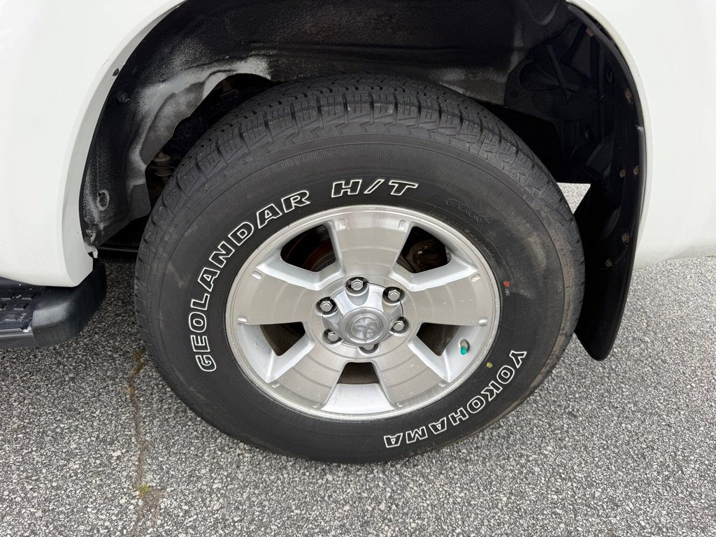 Used 2007 Toyota 4Runner SR5 image 17
