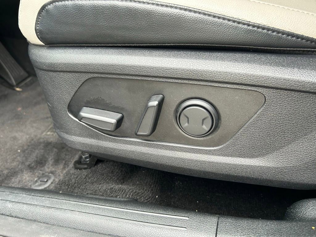 Used 2023 Kia Sportage EX FWD image 17