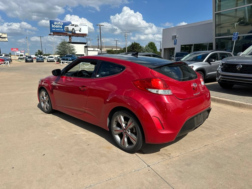 Used 2016 Hyundai Veloster w/ Option Group 02 FWD image 7