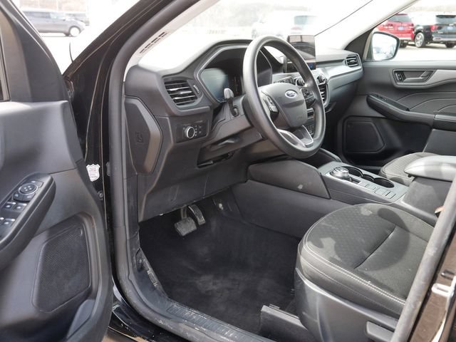 Used 2025 Ford Escape Active AWD/4WD image 12