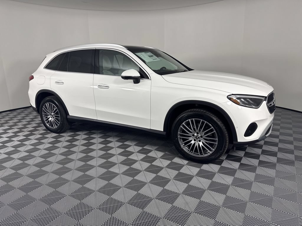 New 2026 Mercedes-Benz GLC 300 4MATIC image 9