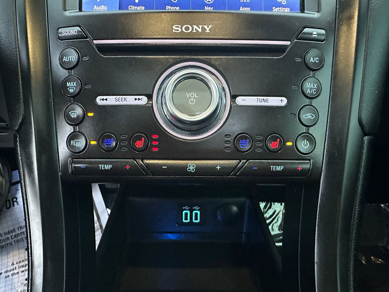 Used 2020 Ford Fusion Titanium image 30