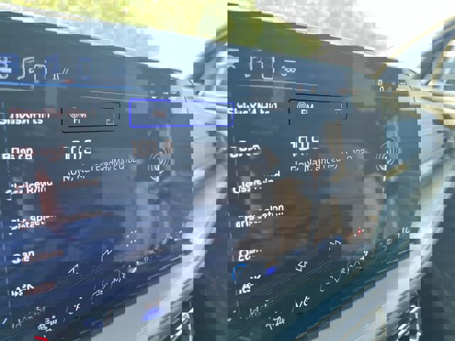 New 2025 Chevrolet Traverse LT w/ LPO, Floor Liner Package image 13