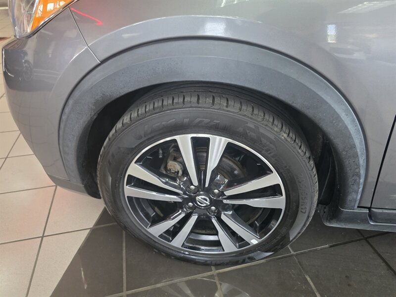 Used 2020 Nissan Kicks SV FWD image 42
