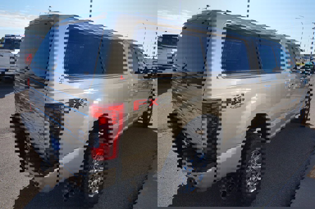 Used 2017 Ford F250 Platinum w/ Platinum Ultimate Package image 14