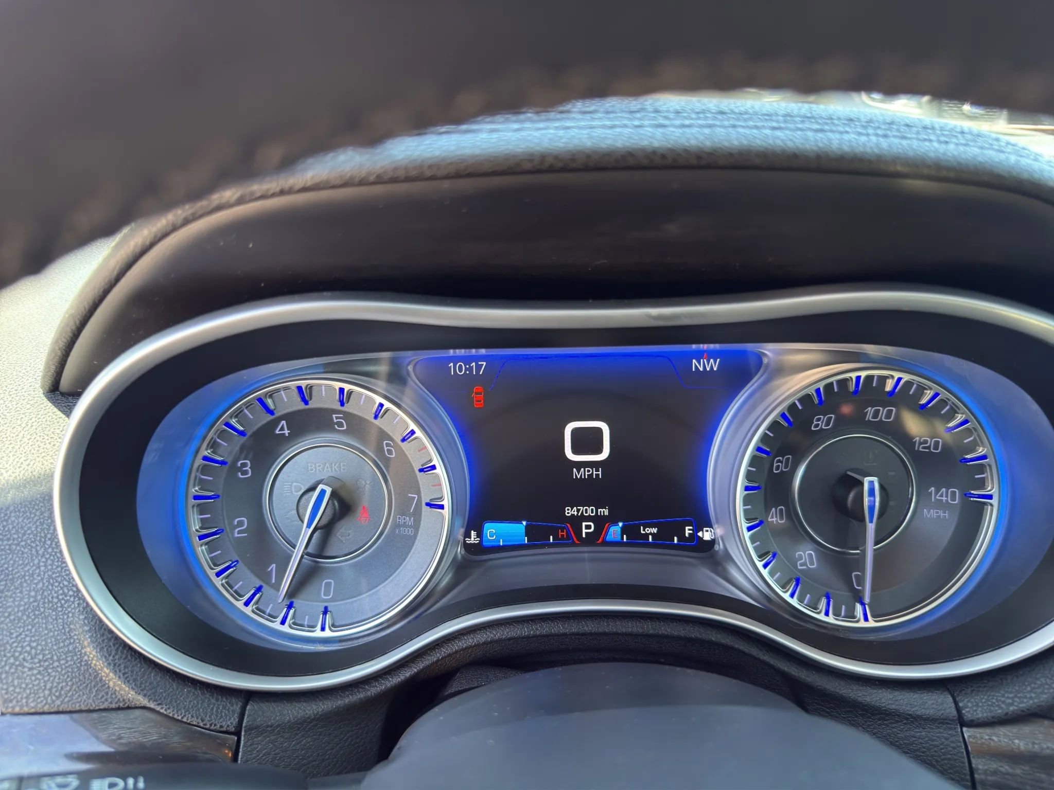 Used 2015 Chrysler 300 Limited RWD image 17